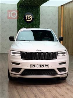 جیپ گراند شیرۆکی